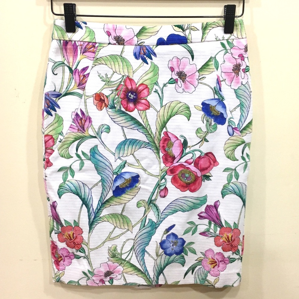 Ann Taylor floral garden pencil skirt